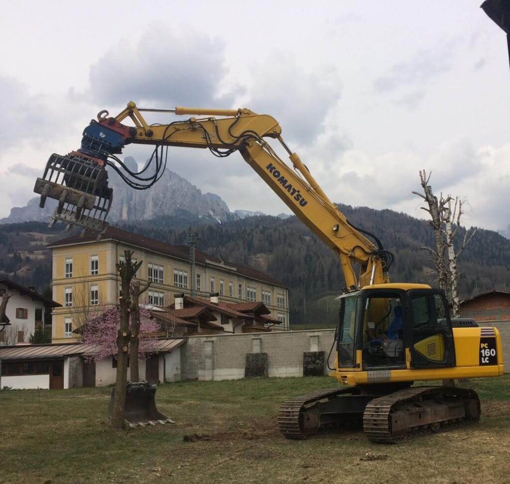 KOMATSU PC 160